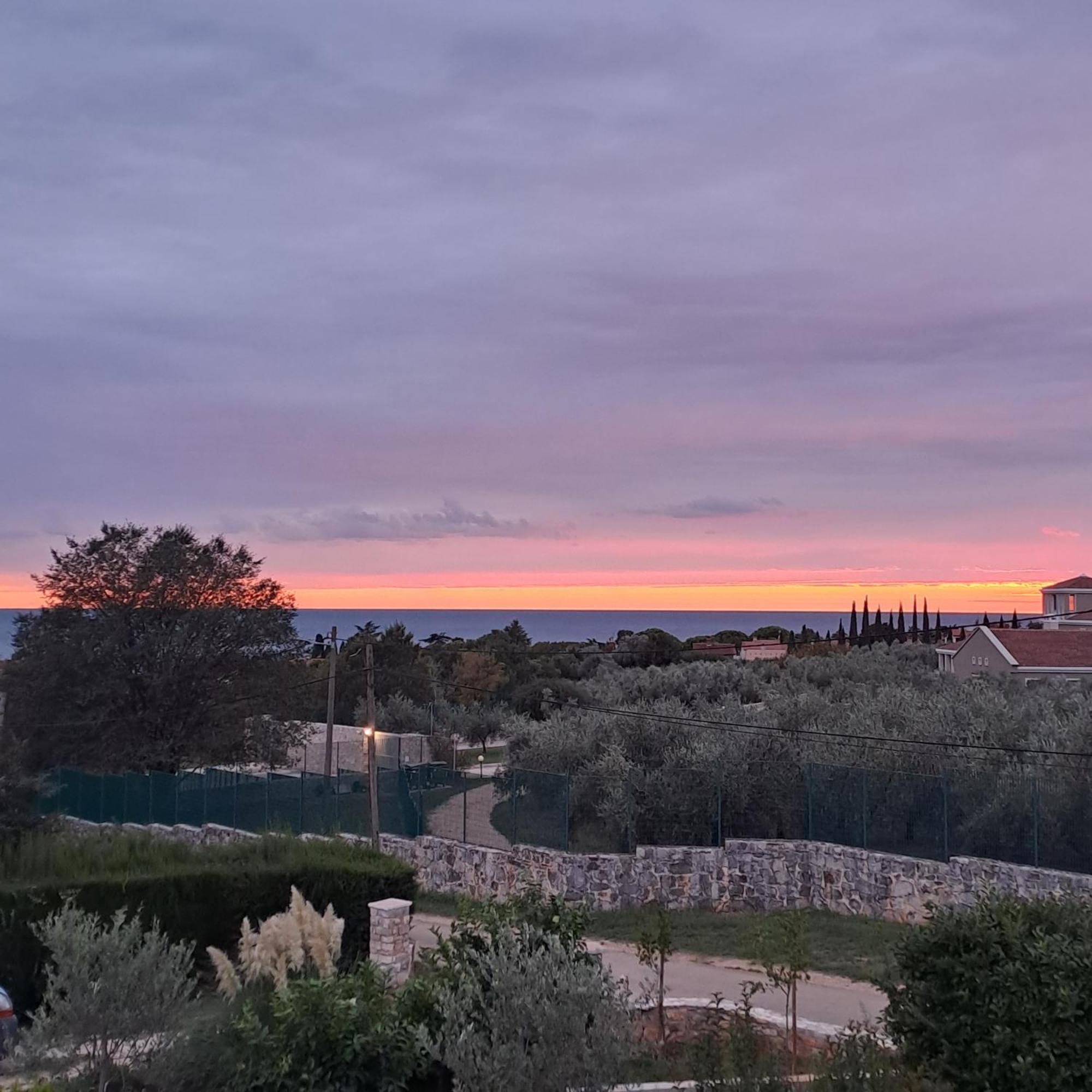New Apartment Vivano Val With Amazing View Zambratija  Esterno foto